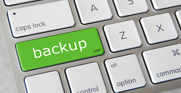 No hacer backups es como ir en moto sin casco. Una temeridad
